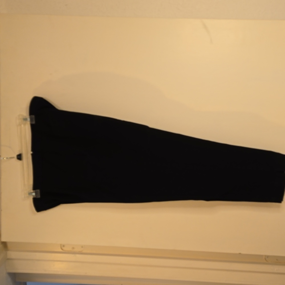 Chico's Black tailored pants, size 2.5, NWOT,  never worn